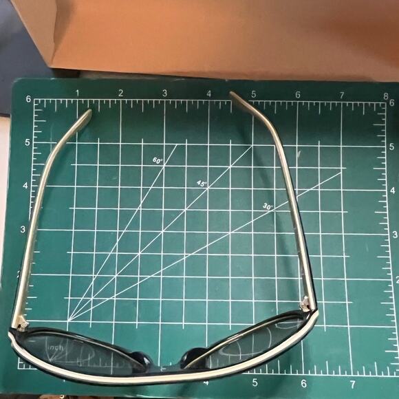 Dolce and Gabbana Aviator sunglasses DG 4057 Made in Italy Vintage - Picture 9 of 11